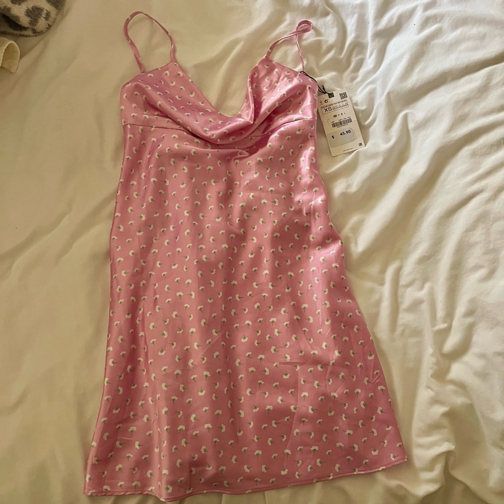 New! Zara Silk Dress 💖